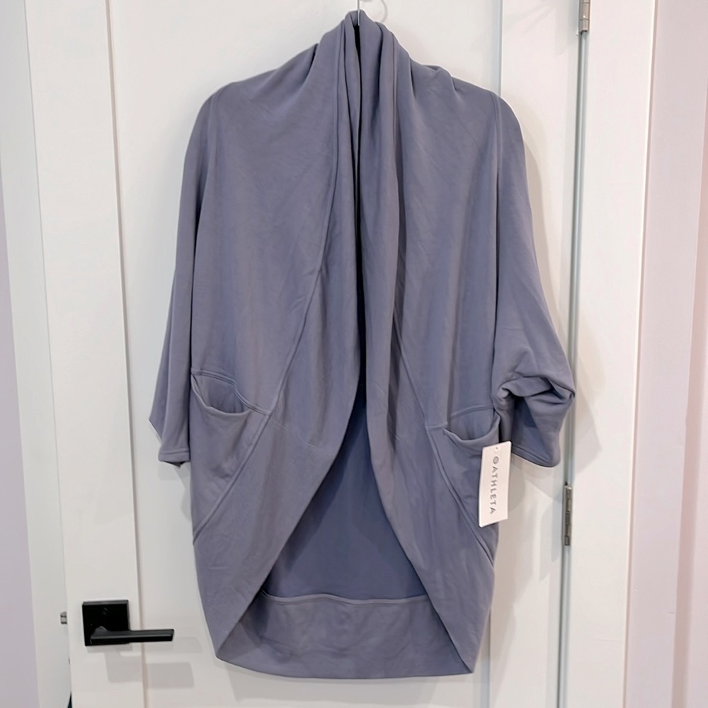 Athleta Ethereal Cocoon Wrap in Tempest Violet